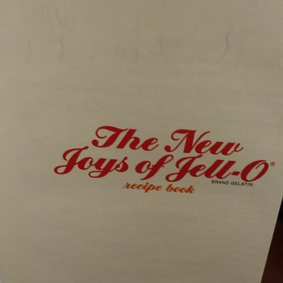 The New Joys Of Jell-O Recipe Book - Picture 8 of 13